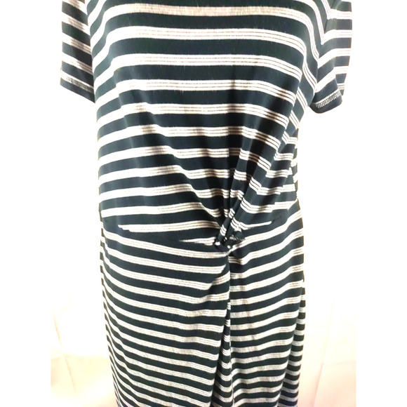 T By Talbot's Women's T Shirt Casual Twist Dress Size Medium Petite Blue White - Picture 8 of 9